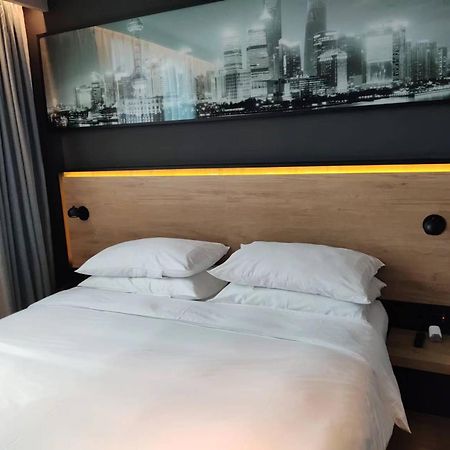 Park Inn By Radisson Shanghai Huanqiugang Eksteriør billede